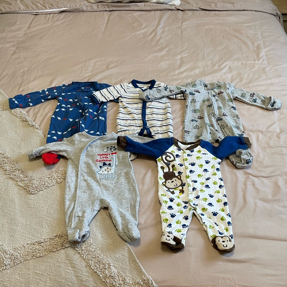 *SOLD*Newborn Sleeper Lot
